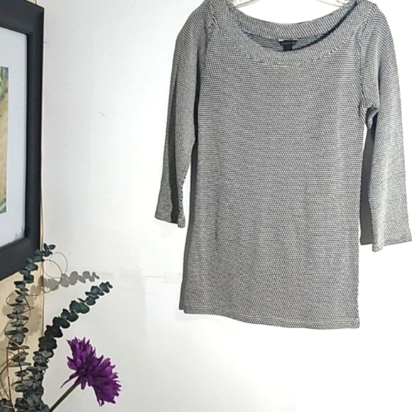 ANN TAYLOR NWT BLACK AND WHITE TOP SIZE XXS - Picture 1 of 11